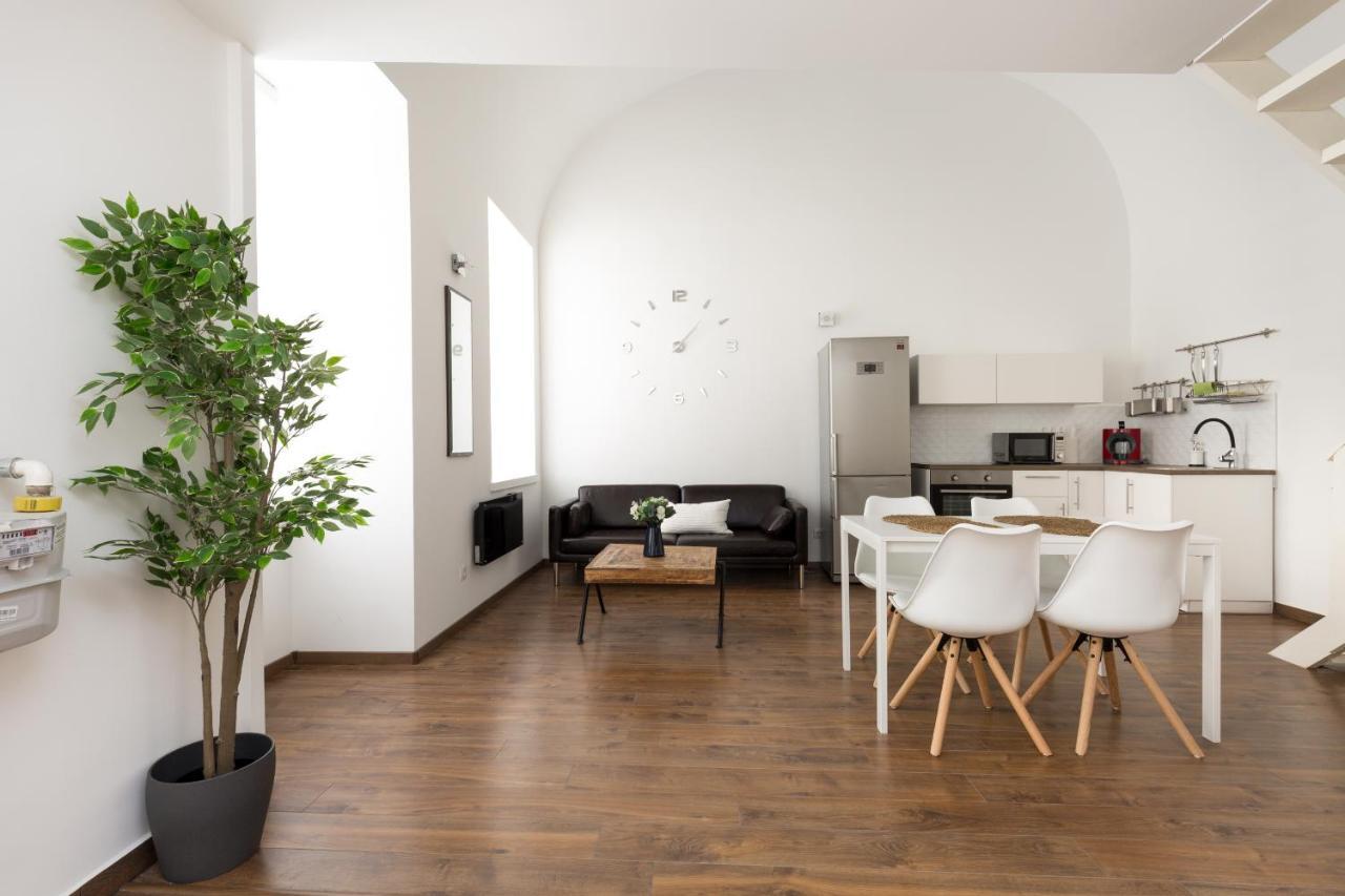 B17 Bajcsy Apartment Будапеща Екстериор снимка