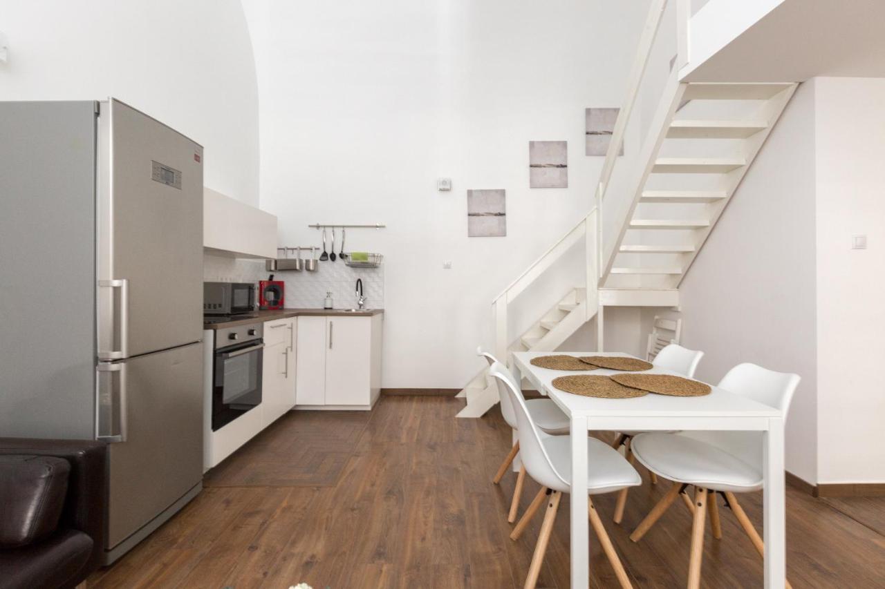 B17 Bajcsy Apartment Будапеща Екстериор снимка