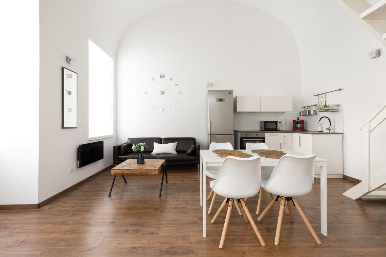 B17 Bajcsy Apartment Будапеща Екстериор снимка