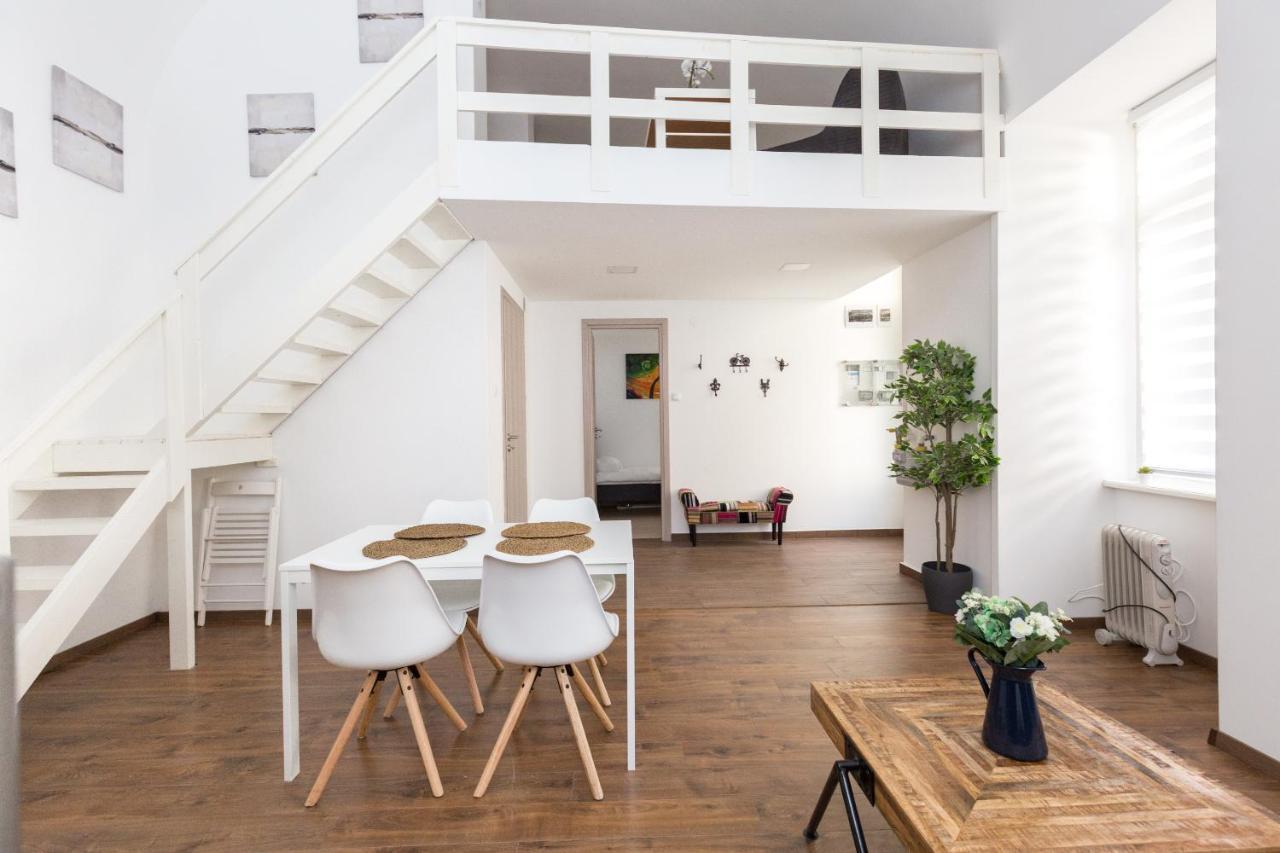 B17 Bajcsy Apartment Будапеща Екстериор снимка
